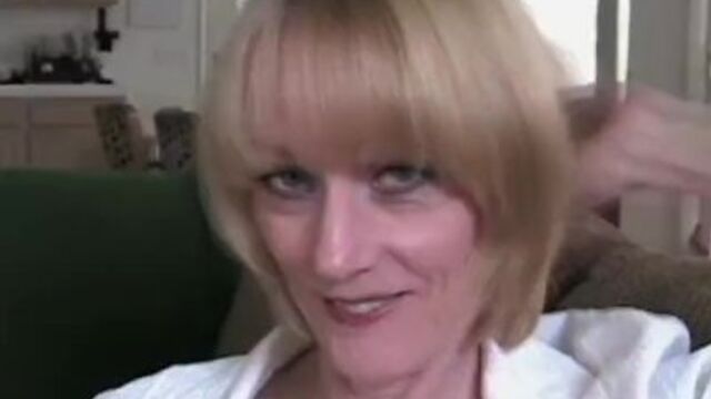 Fetching lady-love's threesome trailer