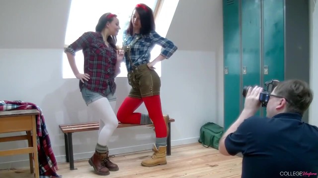 Extraordinary cocotte at blonde dirt