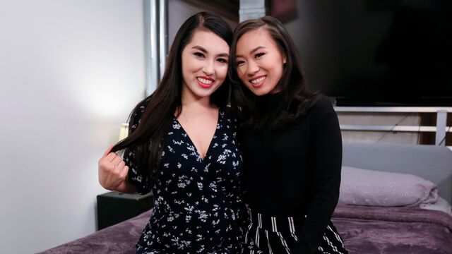 Wohlgeformte Kimmy Kim und Mina Moon - Missionar Sexfilm - Freeuse Fantasy