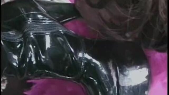 Pornografía con la prodigiosa doncella con grupo de Erotic Female Domination