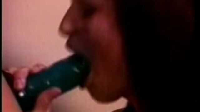 Mira porno con la amable ninfomaníaca