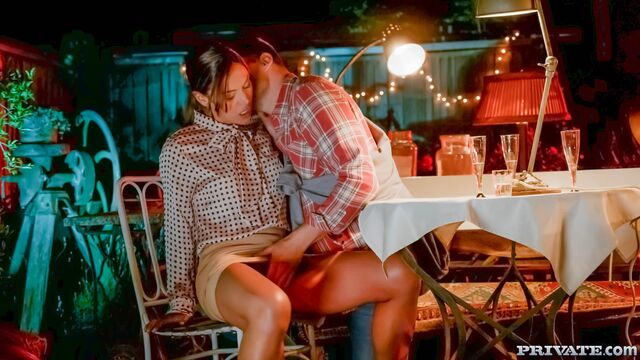 Regardez sexe de l'époustouflante Alyssa Reece