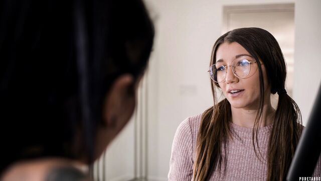 Pure Taboo - action petits seins