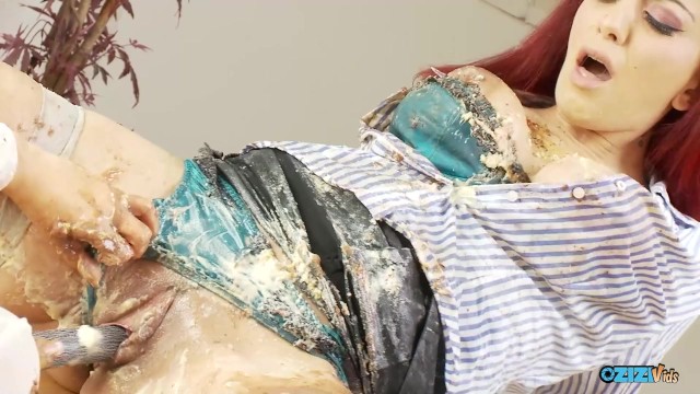 Zizi Vids präsentiert Schickimicki's Hintern Clip