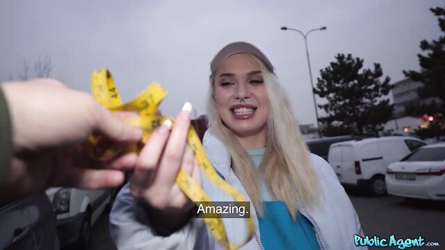 Ammaliante Vera Jarw - video pompino - Fakehub