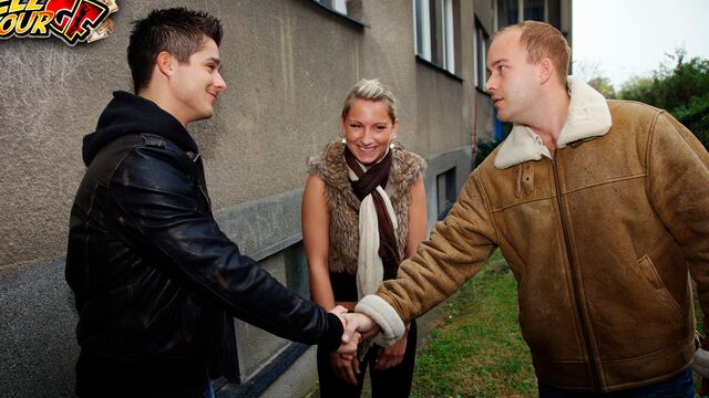 Sell your GF - trimmed pussy movie