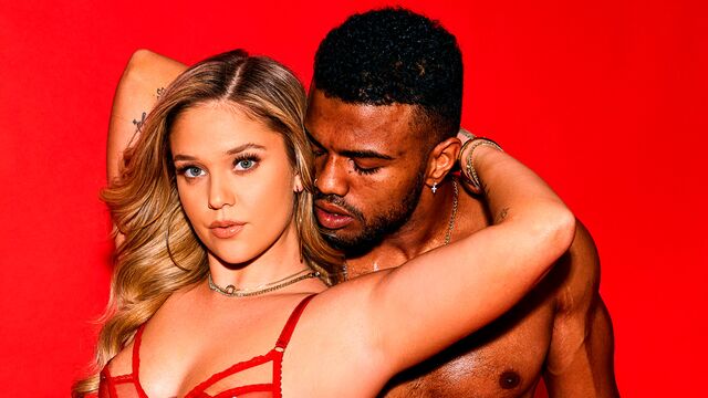 Flattering Kali Roses's long hair smut