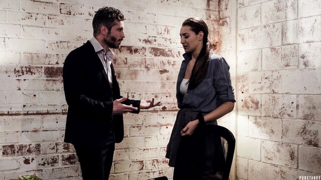 Contenu x de jeune avec l'ahurissante Bella Rolland de Pure Taboo