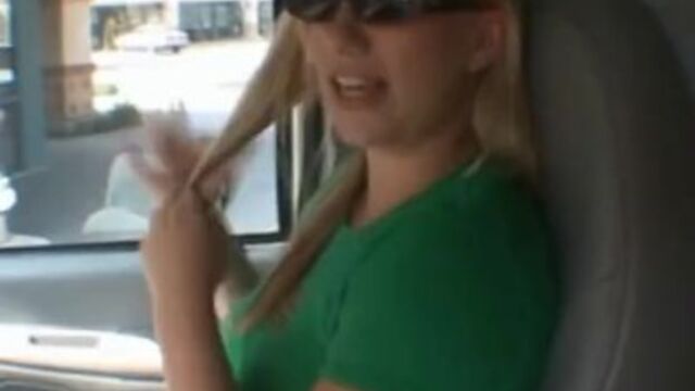 Femme in Handjob Film von My Tiny Dick