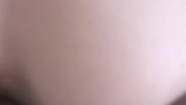 Bela dama em punhetas pornô