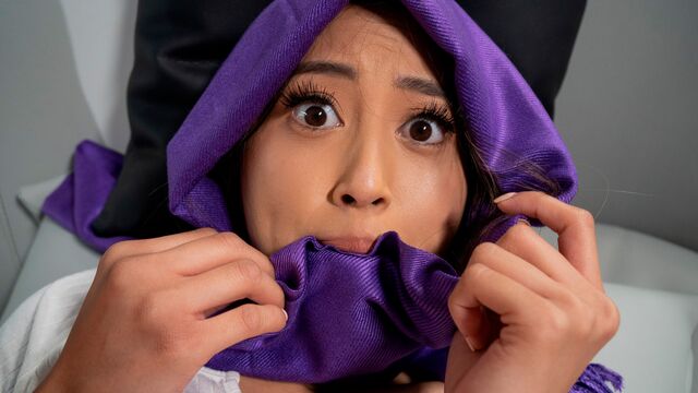 Hijab Hookup presenta tráiler con las polla grande de Alexia Anders