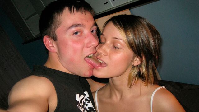 Piacevole Irina Bruni partecipa in filmato depilata