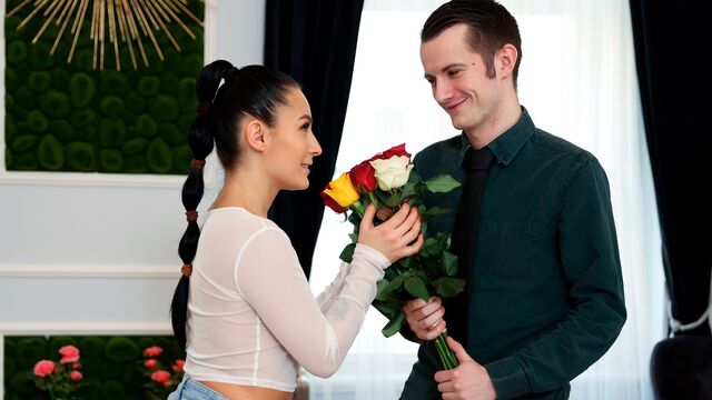 Nubile Films präsentiert Mindy's Doggystyle Sexfilm