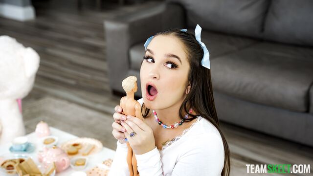 Unapproachable Bunny Fae at doggystyle trailer