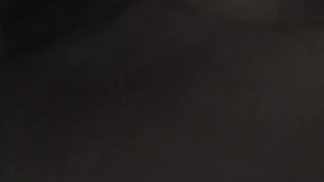 Piacevolissima ninfomane in riprese POV