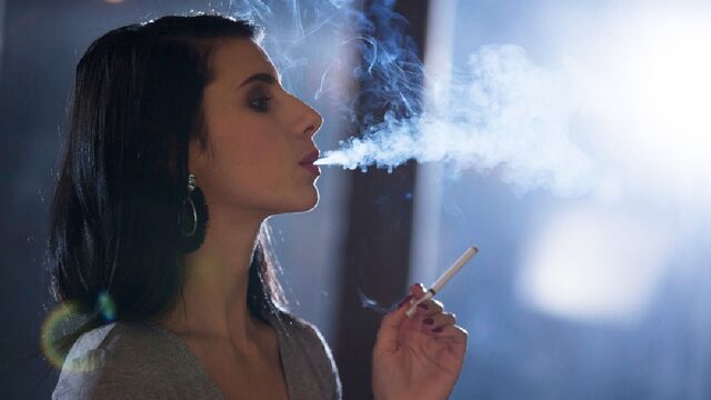 Deep throat xxx with natural Nelly Kent from Elegant Anal