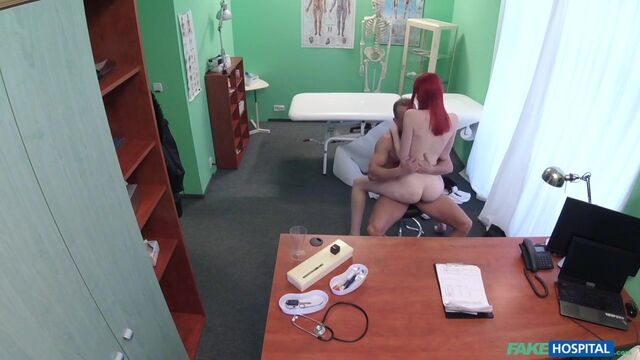 Noviecita en toma de con curvas de Fakehub