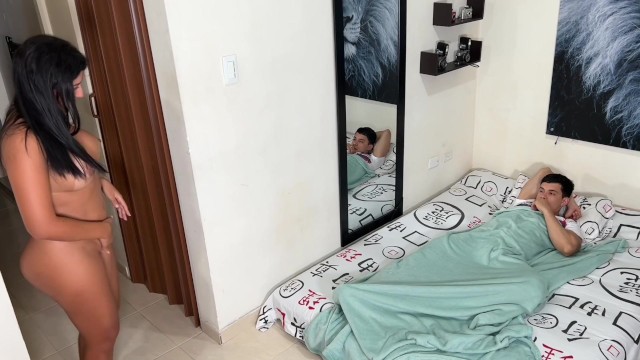 Modelo capa de revista Lina Henao em puma filmagem