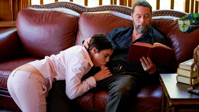 Talentuosa Kuleana e Cierra Bell in oscenità magro