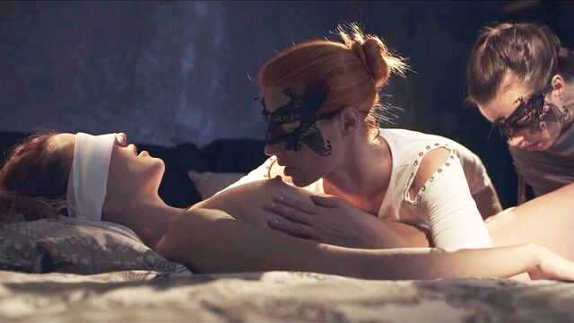 Tempting Suzie Carina and Ariel Piper Fawn at oral porn