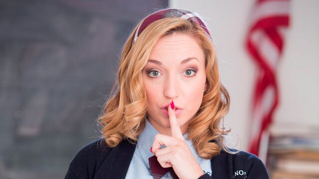 Contenido de de pie y a cuatro patas protagonizado por la enamorada Zoe Parker