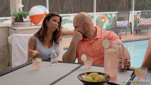 Brazzers Exxtra प्रस्तुत करता है Alexis Fawx का MILF लिंग