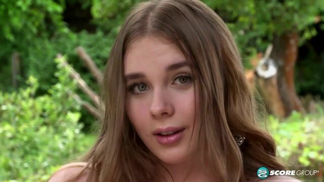 Mira acción con la enérgica Lucy Laistner