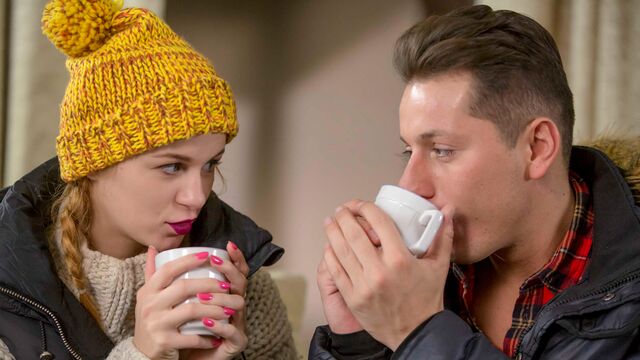 Pin-up Jenny and Lara's reverse cowgirl porn