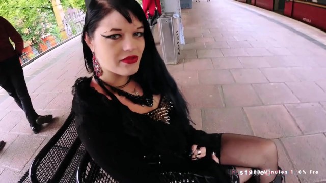 Do lado de fora ação da refinada prostituta