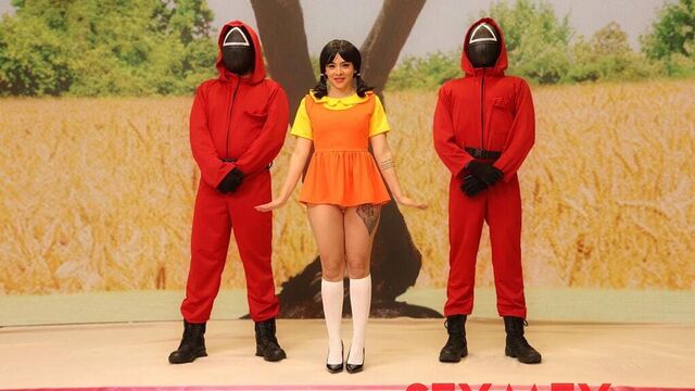 Contenido de doble mamada con Danna