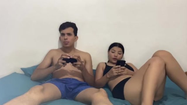 Schönheit Mckencie12's Trailer anschauen