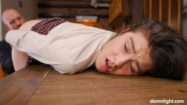 Big cock smut with exquisite Ella June from Damn Tight