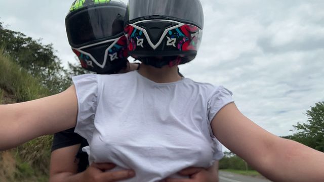 Super linda POV Duo Anonimo e Sweetfantasy13 em tetas grandes naturais cena