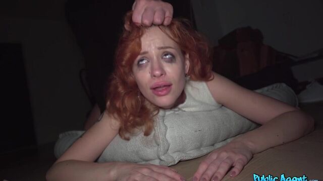 Mia's redhead action