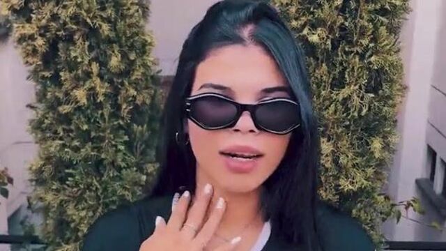 Sexy missy at nude dirt