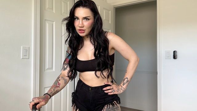 Adelanto de tetas grandes con Itznovacane y Scott