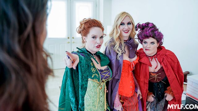 Xxx con la obscena Emmy Demure y Audrey Madison con doble mamada de Mylfwood