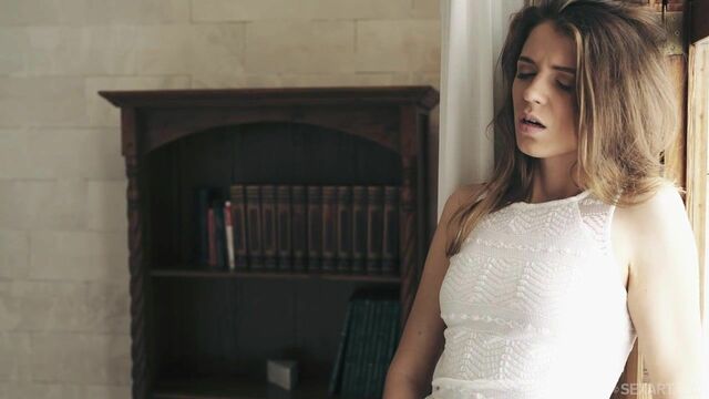 Kalisy in Strippen XXX-Film von Sex Art