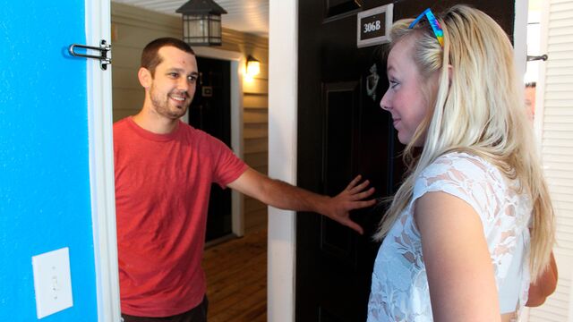 Regardez scène de l'insatiable  Ciara Blue