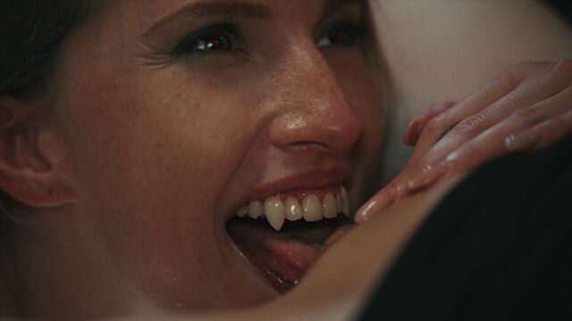 Leidenschaftliche Octavia Red - Pornostar Clip - Vampired