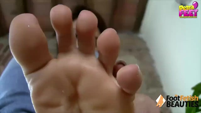 गुत्थी xxx Foot Fetish Beauties से उल्लेखनीय रानी के साथ