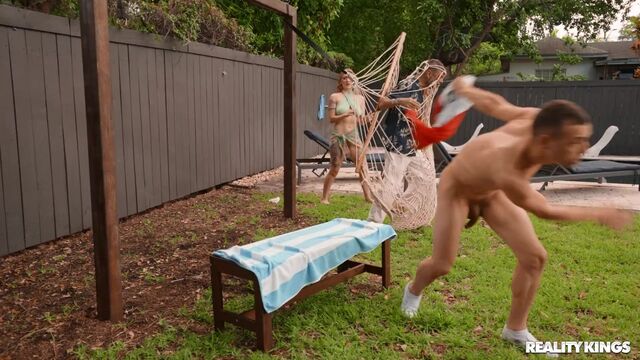 Escena de la afrodisíaca Aria de piernas largas 