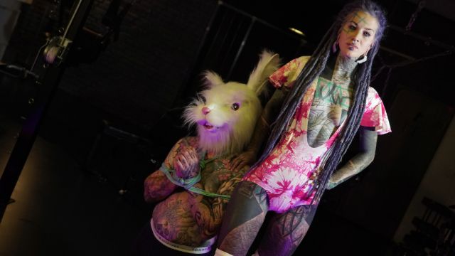 Dirty Dreaz apresenta escravidão sexo da Anuskatzz