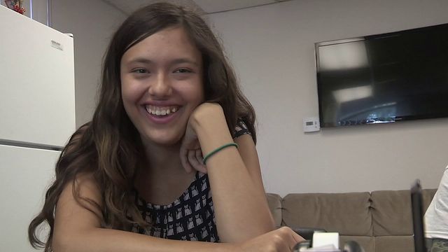 La plaisante Mia Bandini dans séquence hardcore