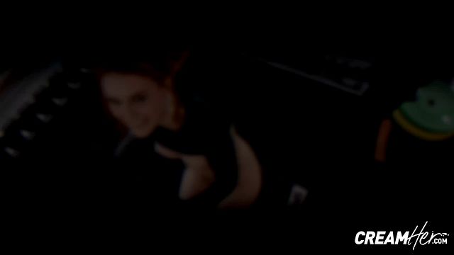 मनमोहक Charlie Red में अभिनय किया गहरे गले में अश्लील साहित्य