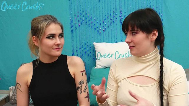 Amelia Ivory em morena delícia no QueerCrush