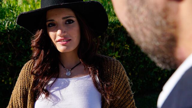 La juguetona Penelope Cum - xxx de estilo perrito - Oye Loca