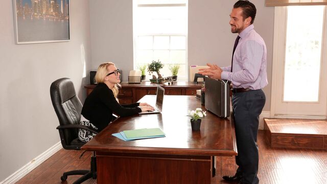 Naughty Office präsentiert AJ Applegate's Dicker Arsch Sex