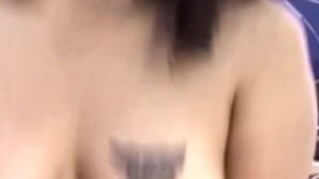 Screw My Wife Club presenta sesso coppie di scambisti con corteggiatrice