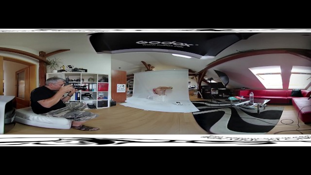 La peligrosa Anna Ray - clip de tetas pequeñas - Bravo Models